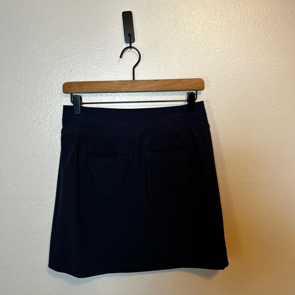 Athleta‎ Brooklyn Mid Rise 16 Skort - Picture 3 of 6